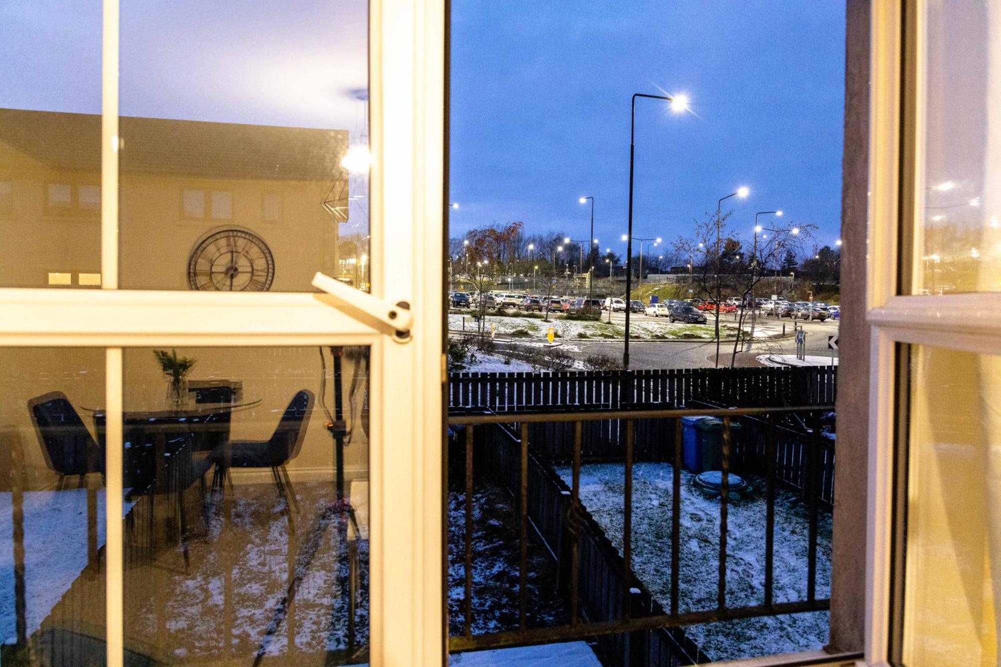 Livingston North Station Apartments Exteriér fotografie